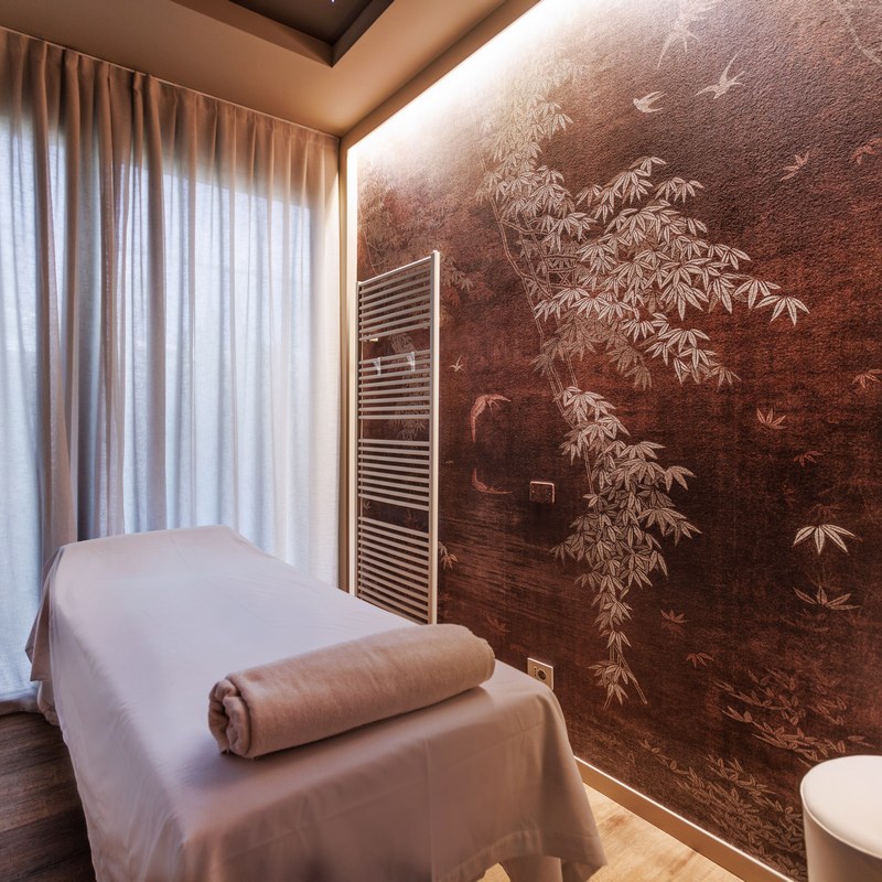 PARK HOTEL IMPERIAL SOCIETA' SRL | Natural Medical SPA a Limone sul Garda: Riequilibra mente e corpo con il metodo TAO. Il Benessere al centro di tutto. Percorsi Tao Detox personalizzati per te sul Lago di Garda. Riequilibrio. Relax. Detox.