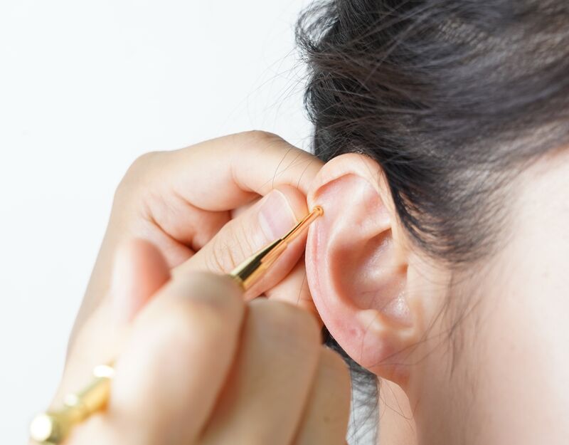 Djokovic e gli “Ear Seeds”