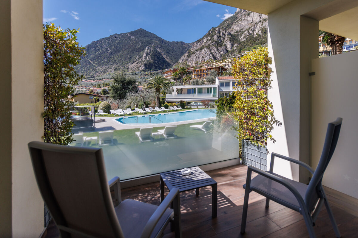 Camera Matrimoniale Prestige con Vista Giardino - Tra ricercatezza e comodità